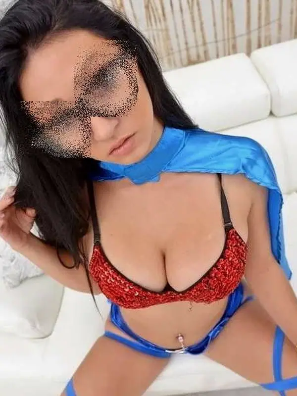 Margaux, 28 ans, couple libertin à Angers
