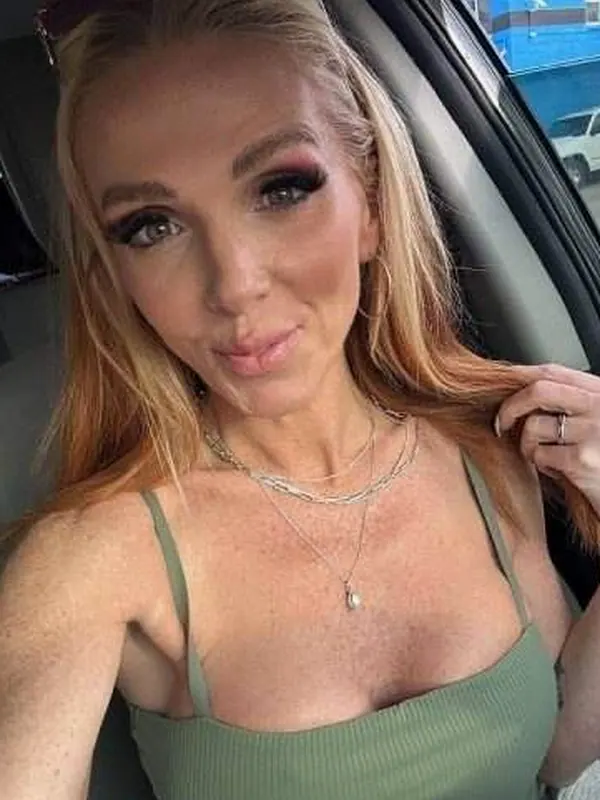 Catherine, 53 ans, couple libertin à Bordeaux