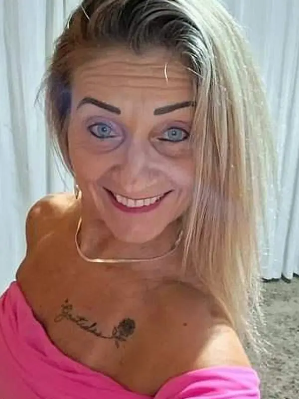 Nelly, 49 ans, couple libertin à Nîmes