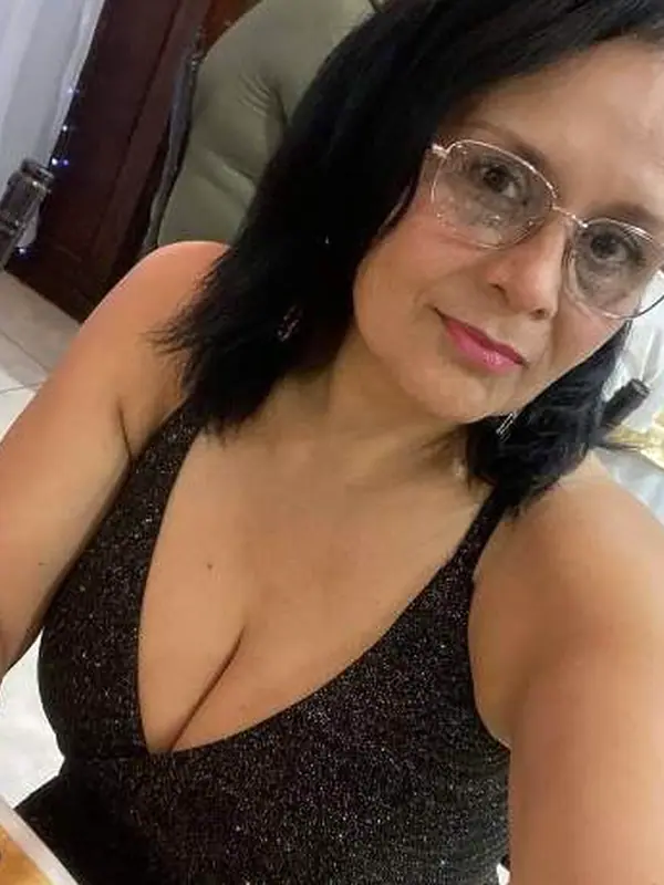 Sandrine, 48 ans, couple libertin à Toulon